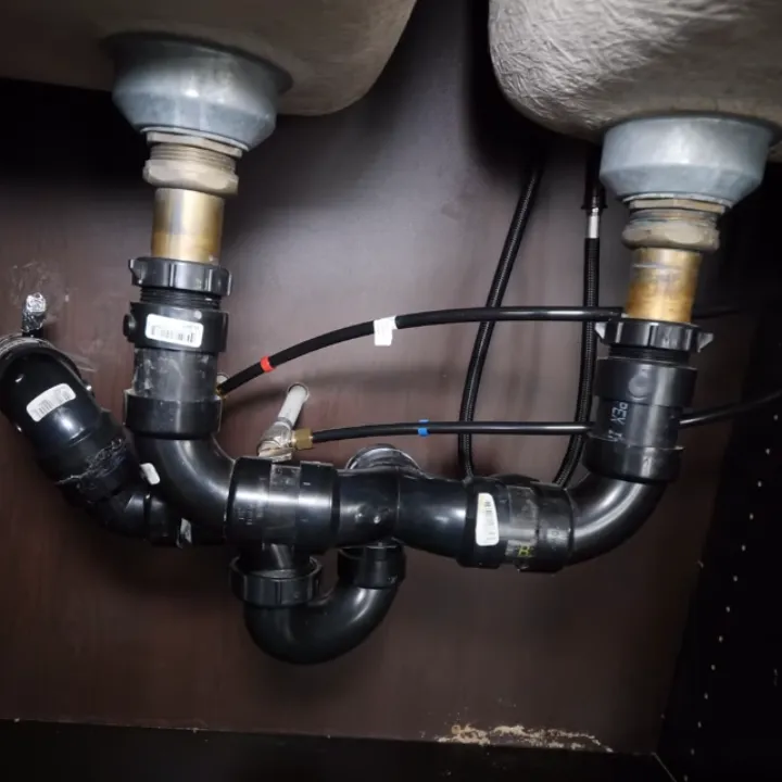 Plumbing service in San Elizario, TX