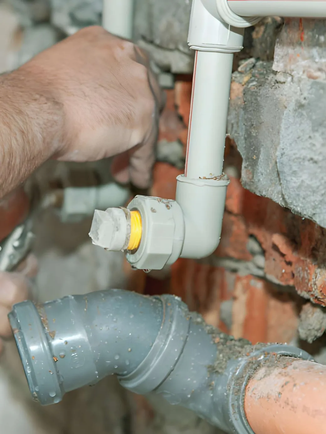 Plumbing service in Clint, TX